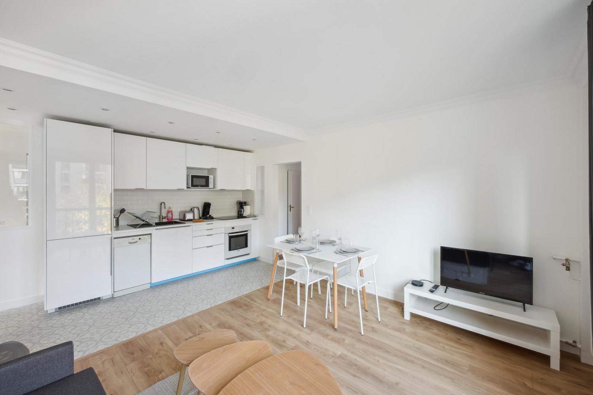Chic Apart With Parking Apartment Шавил Екстериор снимка